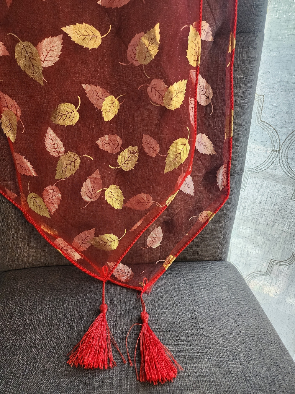 Metallic Leaf Table Runner